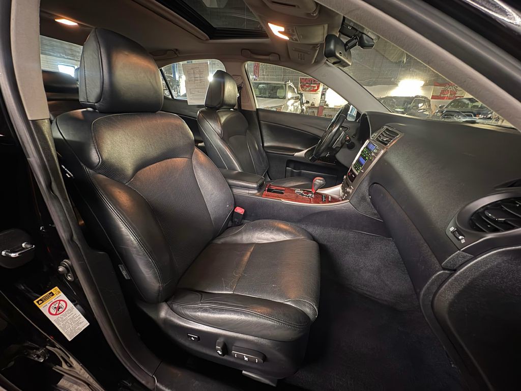 2008 Lexus IS Image 22