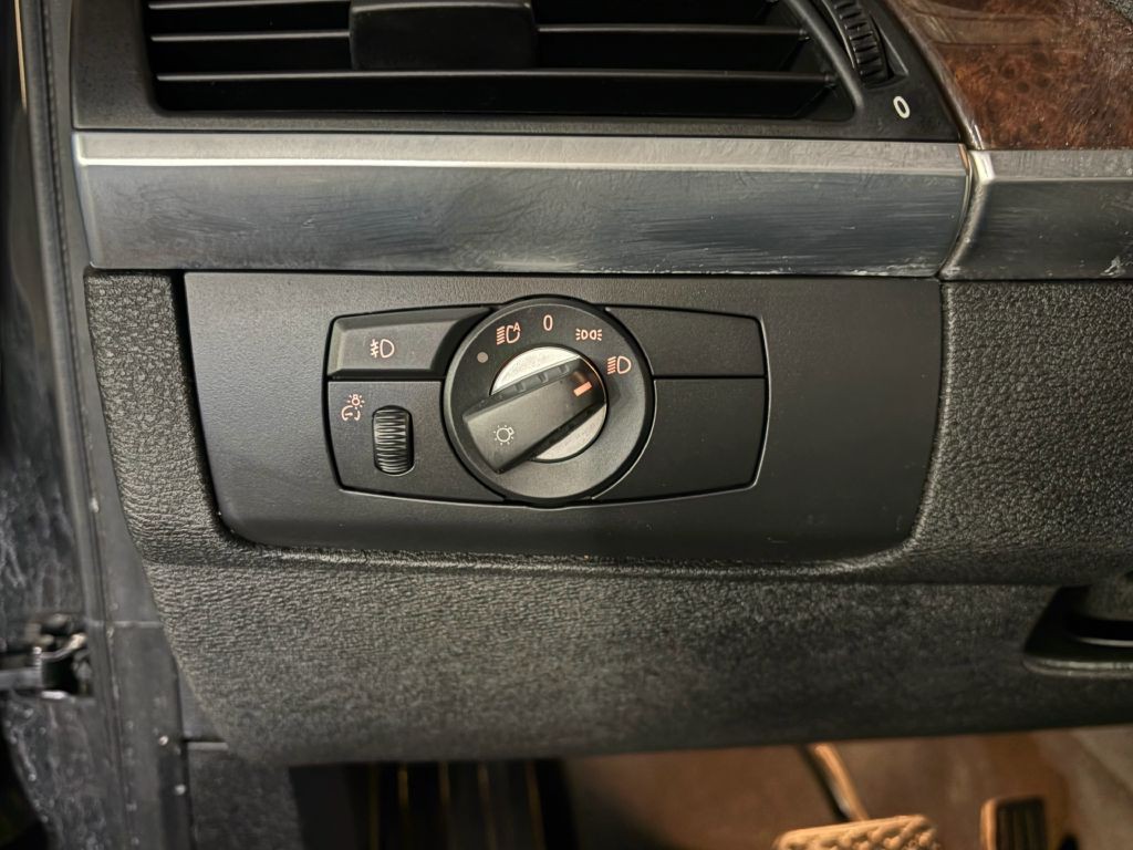 2012 BMW X5 Image 17