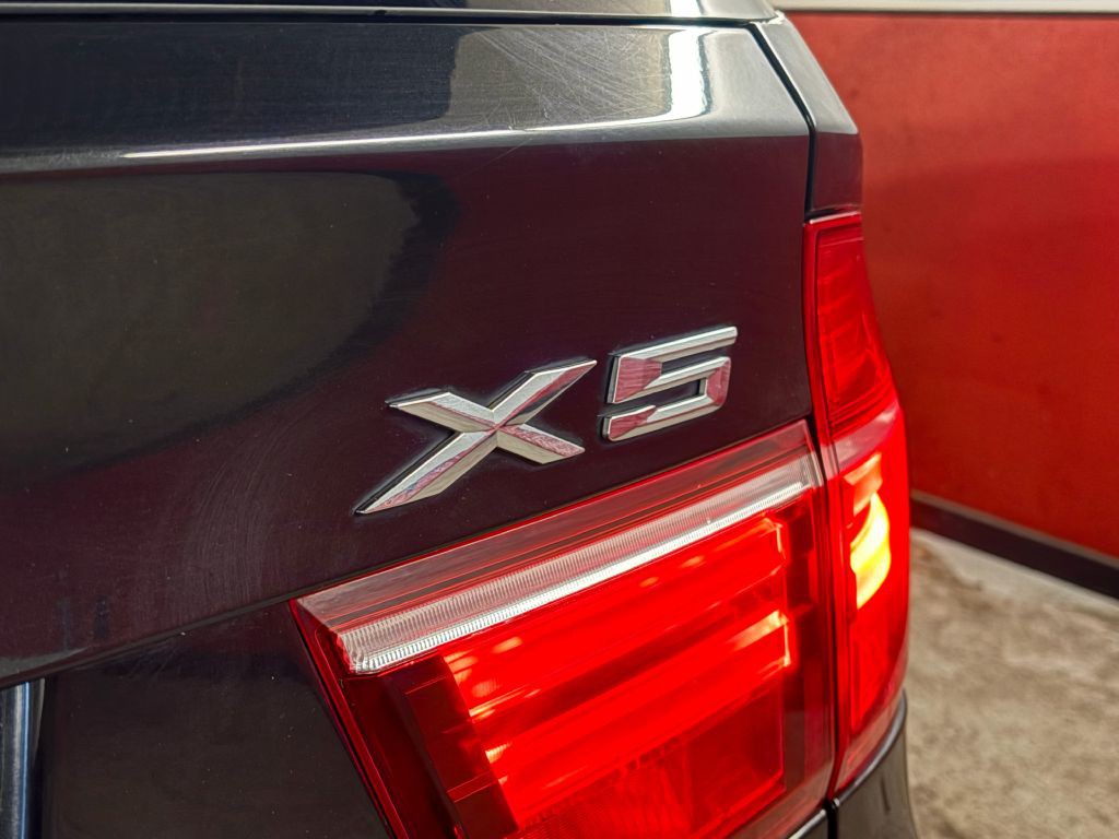 2012 BMW X5 Image 28