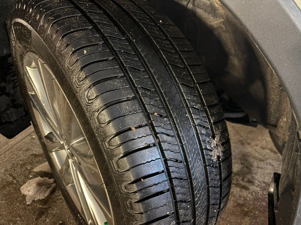 2017 Toyota Rav4 Image 3