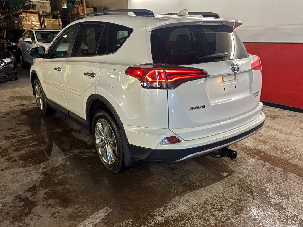 2017 Toyota Rav4 Image 5