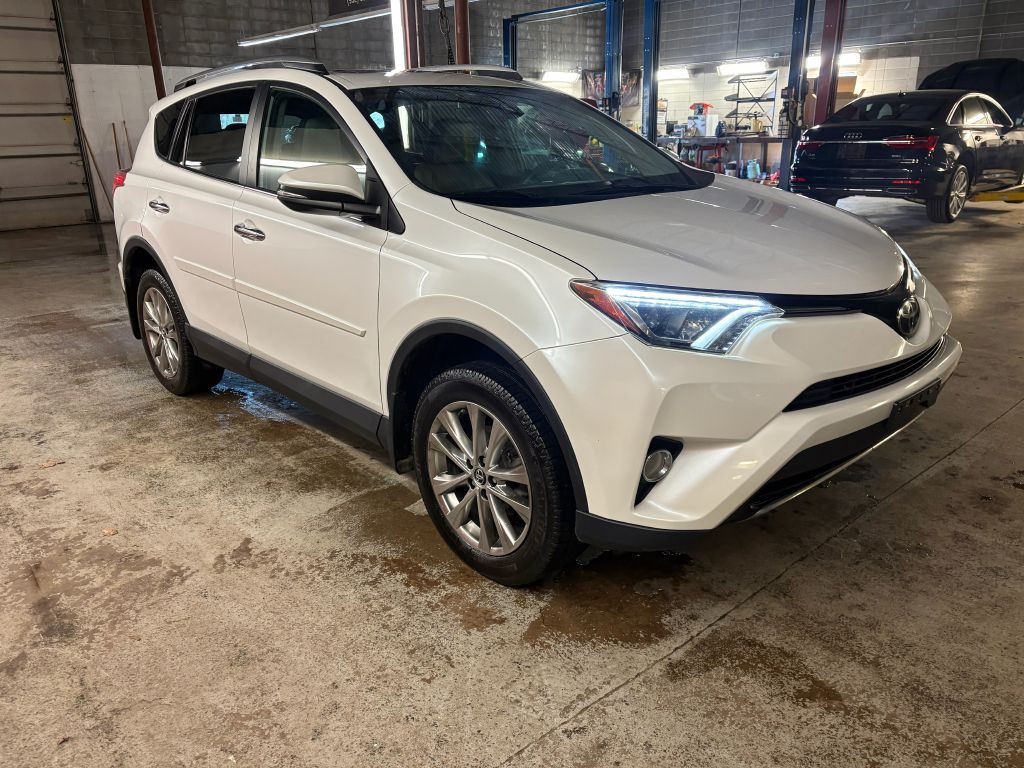 2017 Toyota Rav4 Image 8