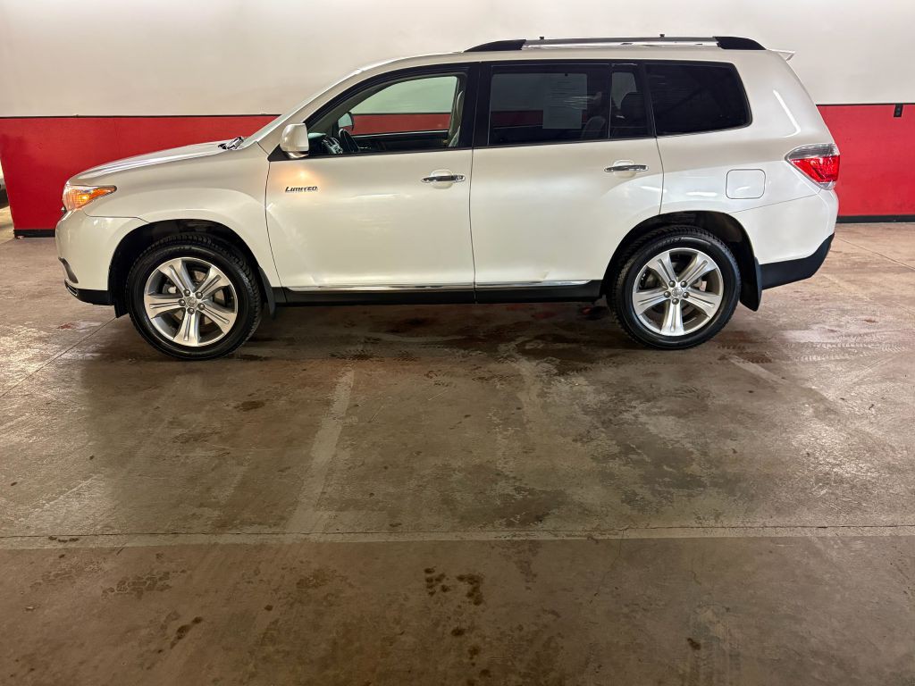 2013 Toyota Highlander Image 4