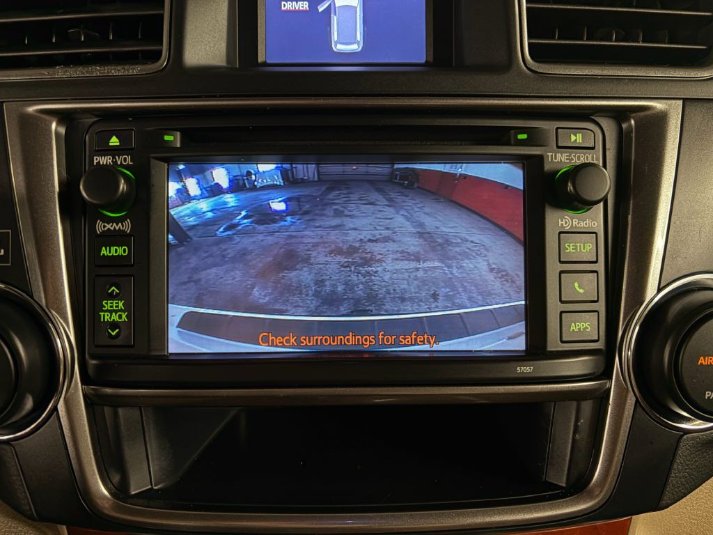 2013 Toyota Highlander Image 15