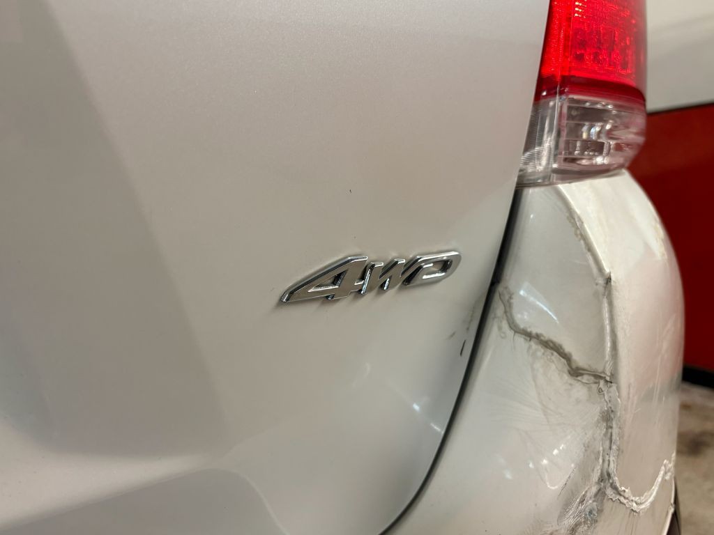 2013 Toyota Highlander Image 31