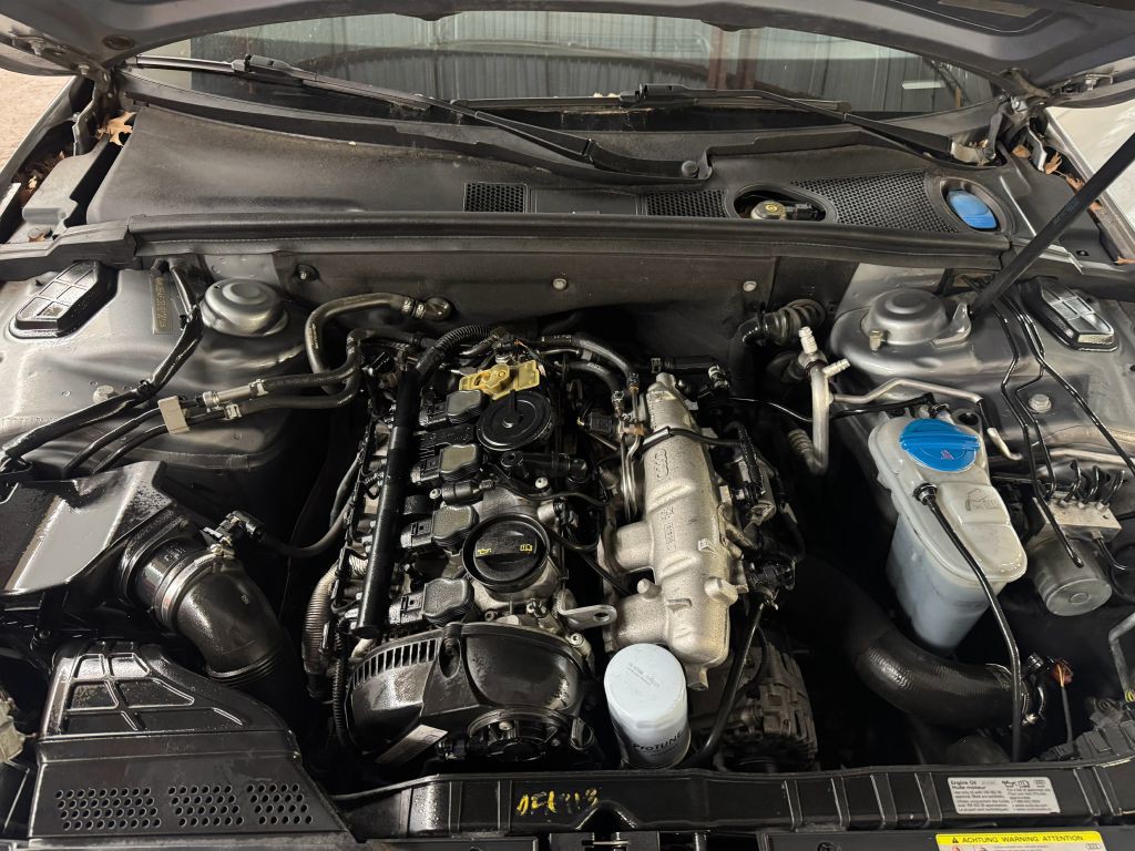 2016 Audi A4 Image 2