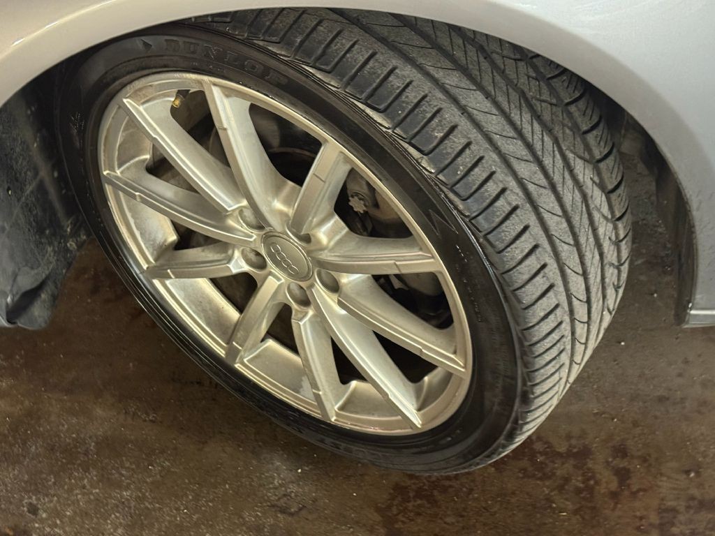 2016 Audi A4 Image 3