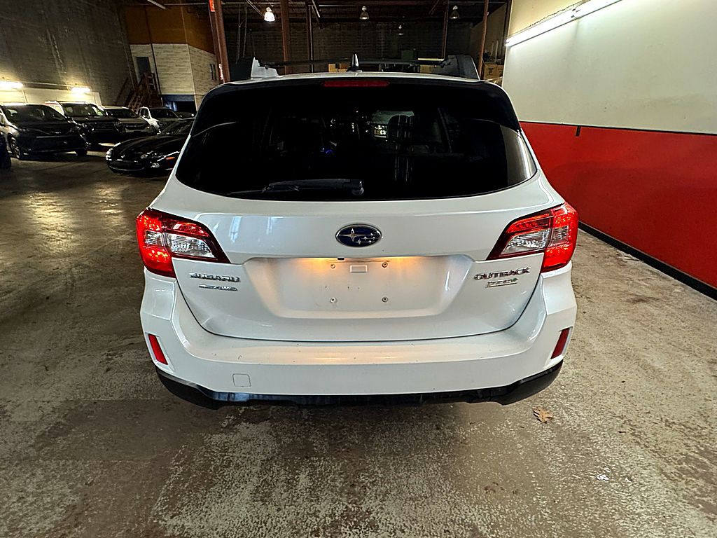 2016 Subaru Outback Image 6