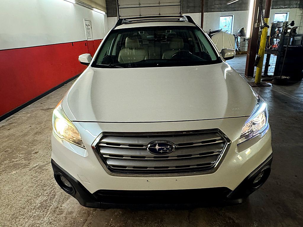 2016 Subaru Outback Image 10