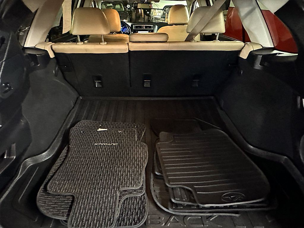 2016 Subaru Outback Image 22