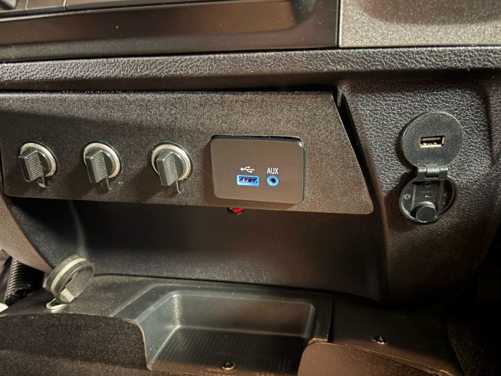 2016 RAM 2500 Image 16