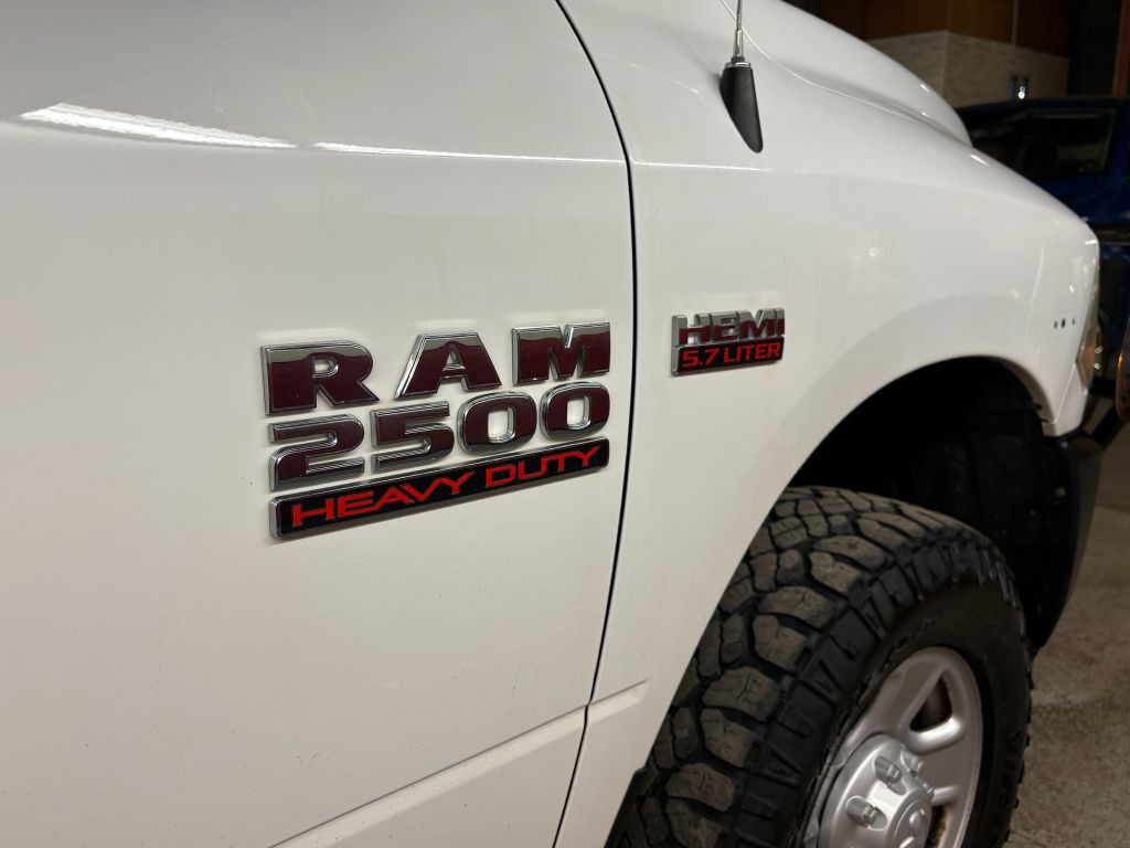 2016 RAM 2500 Image 24