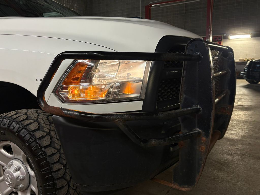 2016 RAM 2500 Image 26