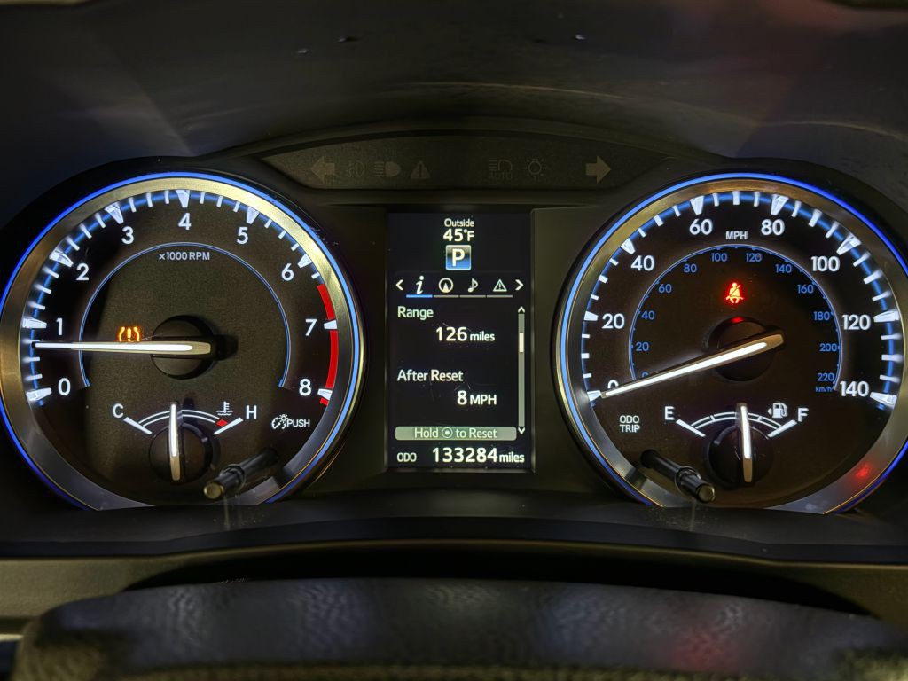2015 Toyota Highlander Image 12