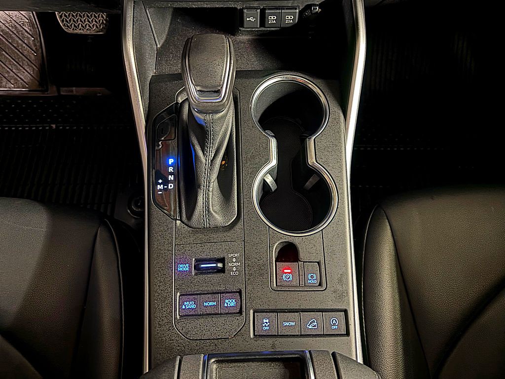 2021 Toyota Highlander Image 14