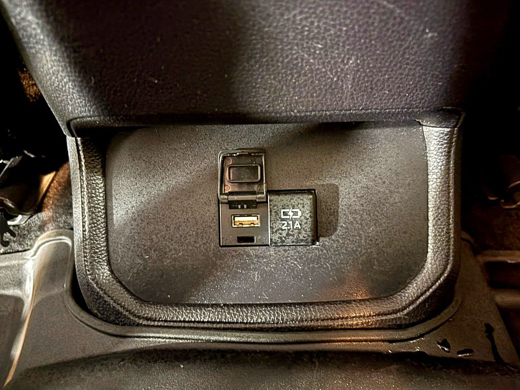 2021 Toyota Highlander Image 21