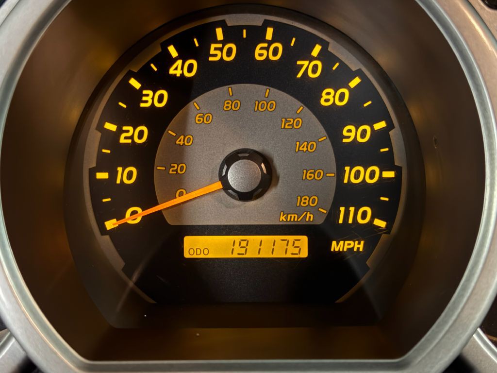 2003 Toyota 4Runner Image 10