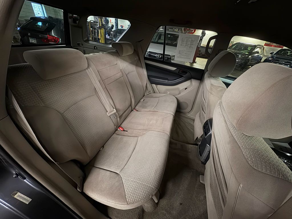 2003 Toyota 4Runner Image 17