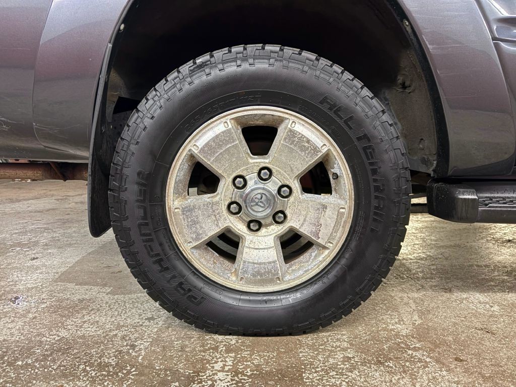 2003 Toyota 4Runner Image 19