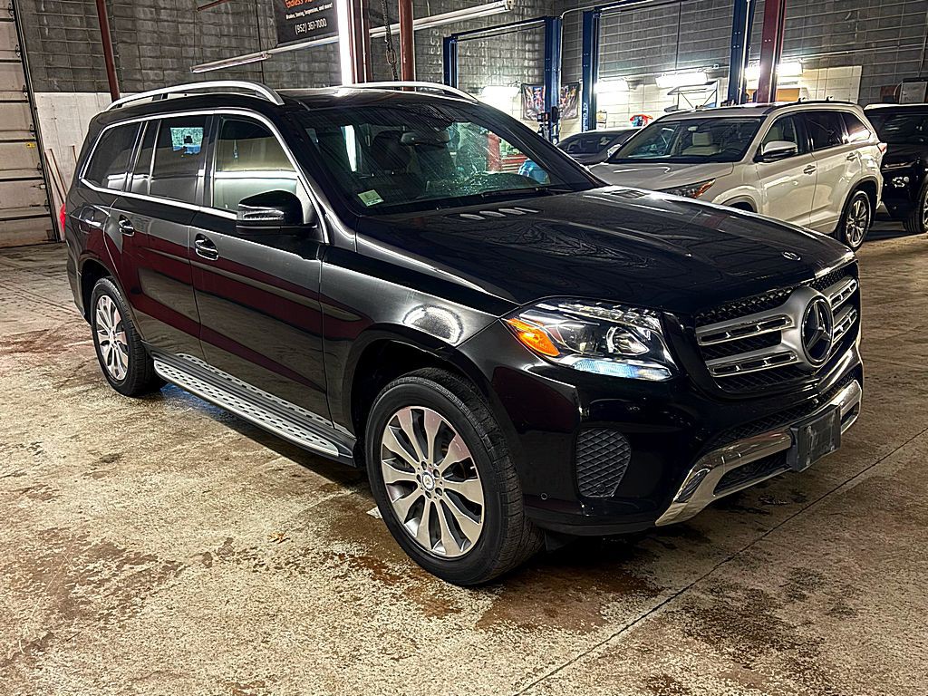 2017 Mercedes-Benz GLS-Class Image 8