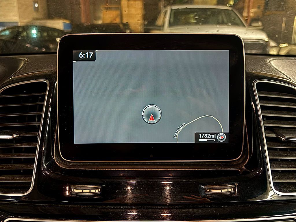 2017 Mercedes-Benz GLS-Class Image 15
