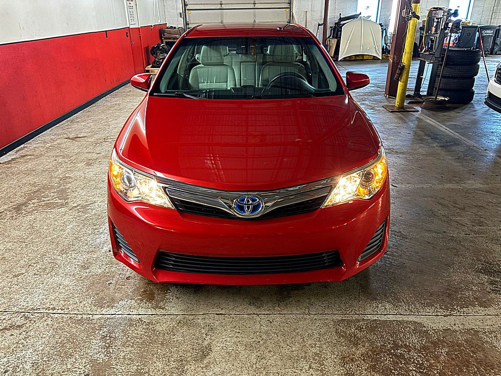 2012 Toyota Camry Image 9
