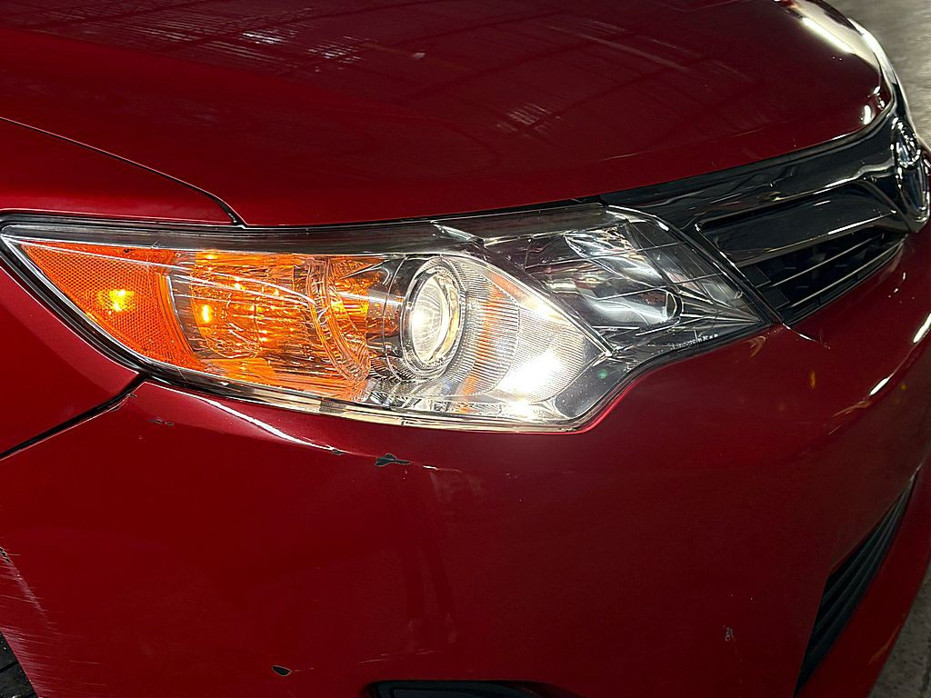 2012 Toyota Camry Image 24