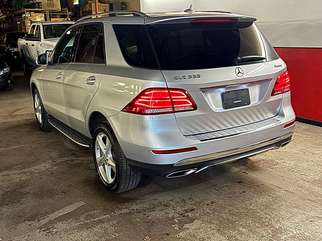 2016 Mercedes-Benz GLE-Class Image 5