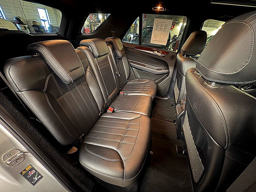 2016 Mercedes-Benz GLE-Class Image 25