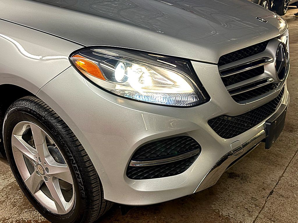 2016 Mercedes-Benz GLE-Class Image 31