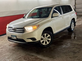 Image for 2012 Toyota Highlander BASE ID: 7313380