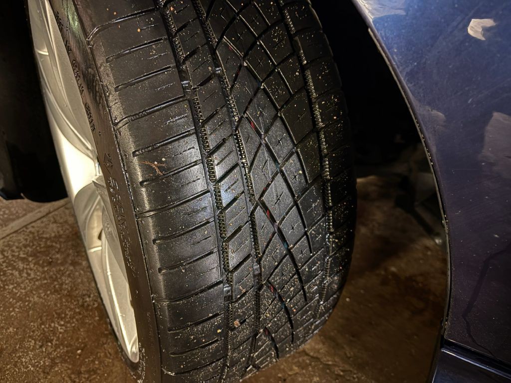 2011 BMW 3 Series Image 3