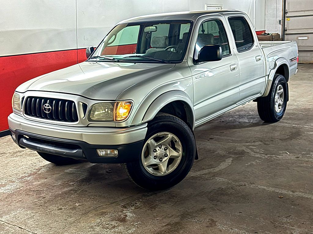 2004 Toyota Tacoma Image 1