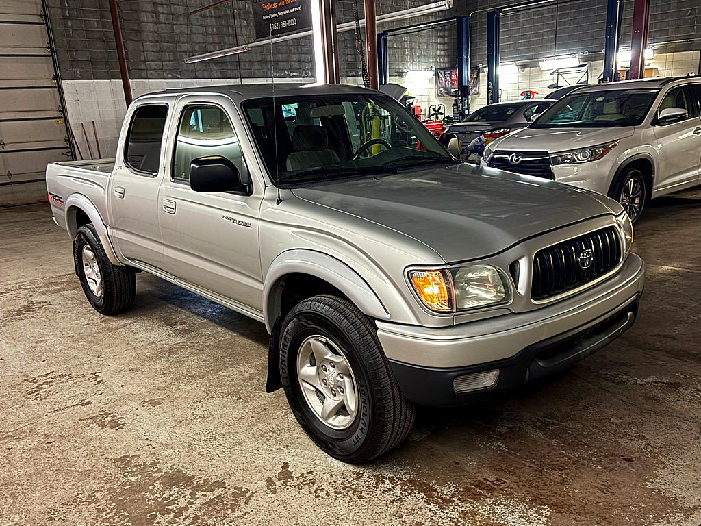 2004 Toyota Tacoma Image 8