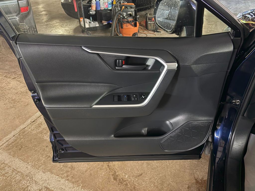 2021 Toyota Rav4 Image 19