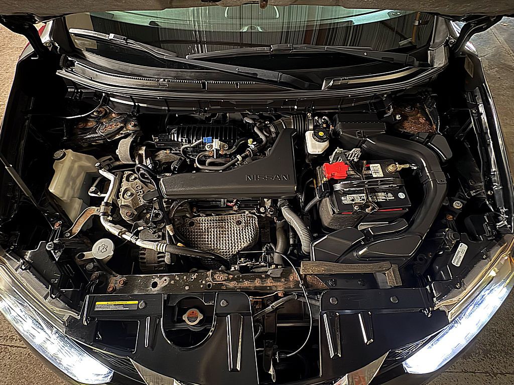 2016 Nissan Rogue Image 2