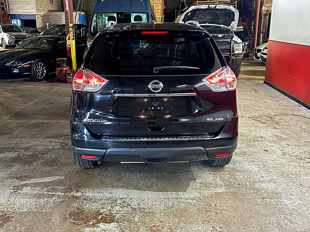 2016 Nissan Rogue Image 6