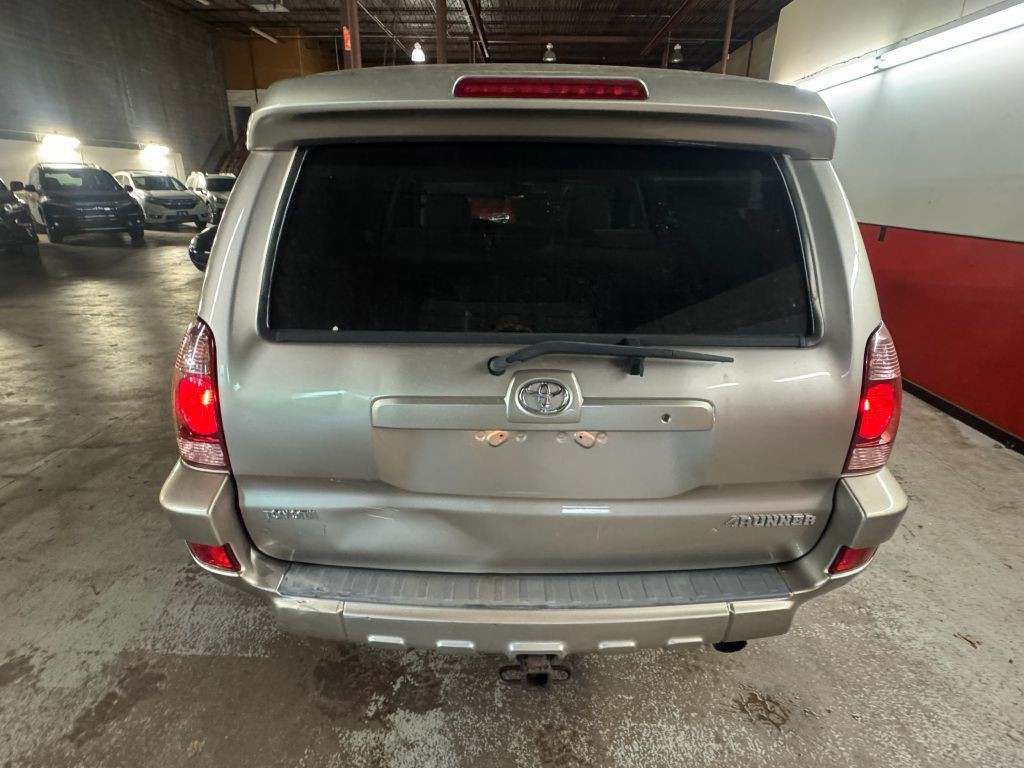 2005 Toyota 4Runner Image 6