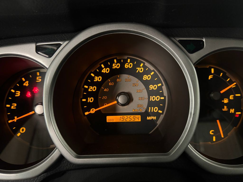 2005 Toyota 4Runner Image 10