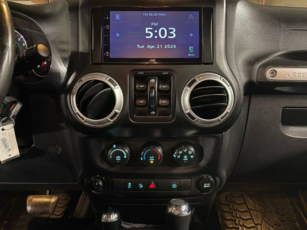 2014 Jeep Wrangler Unlimited Image 13