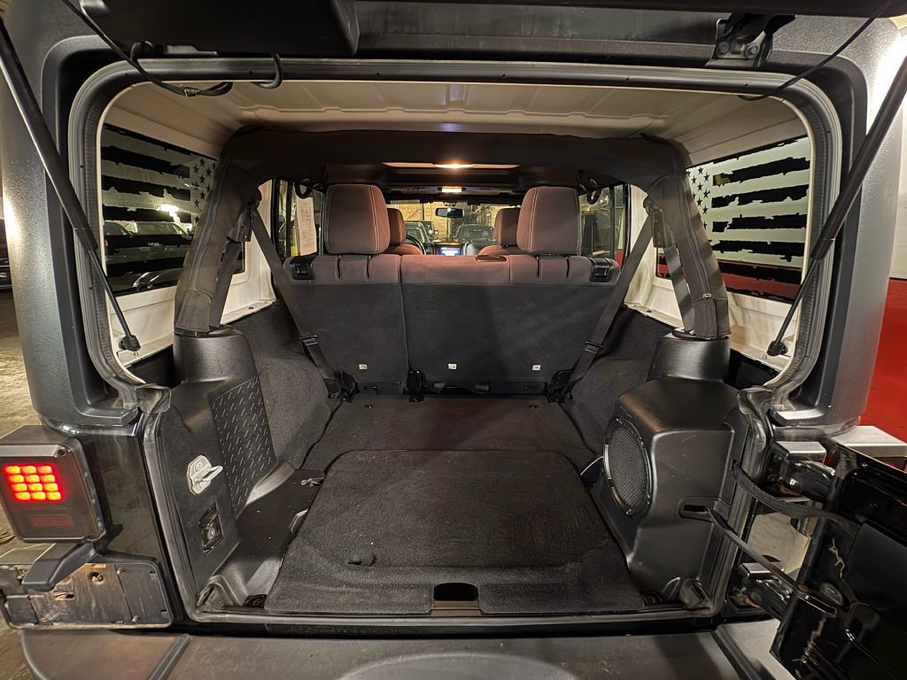 2014 Jeep Wrangler Unlimited Image 19
