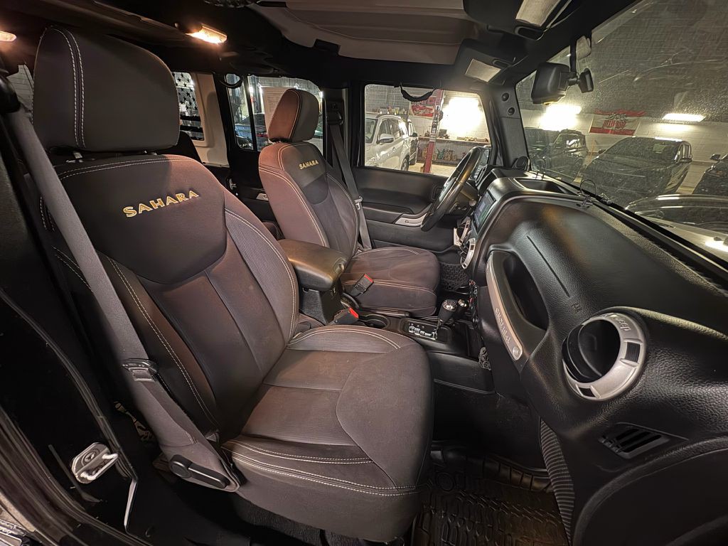 2014 Jeep Wrangler Unlimited Image 21