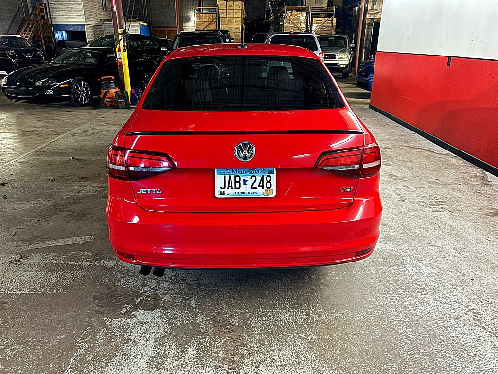 2016 Volkswagen Jetta Image 6