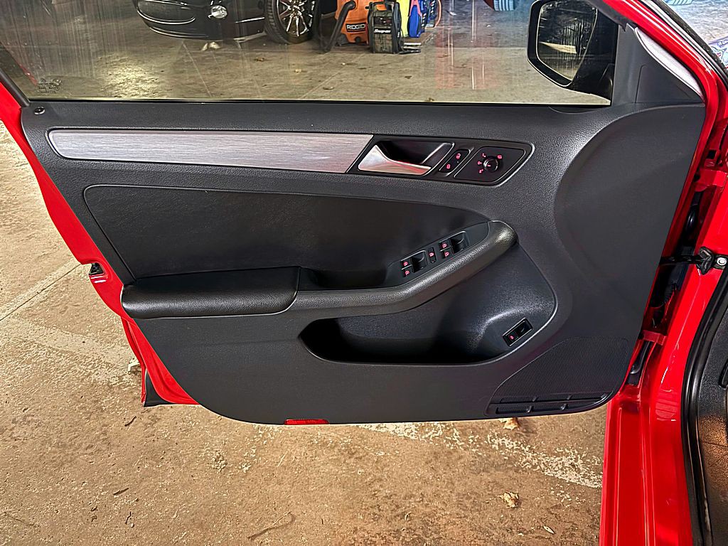 2016 Volkswagen Jetta Image 19