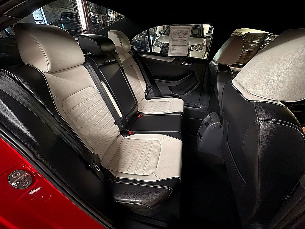 2016 Volkswagen Jetta Image 22