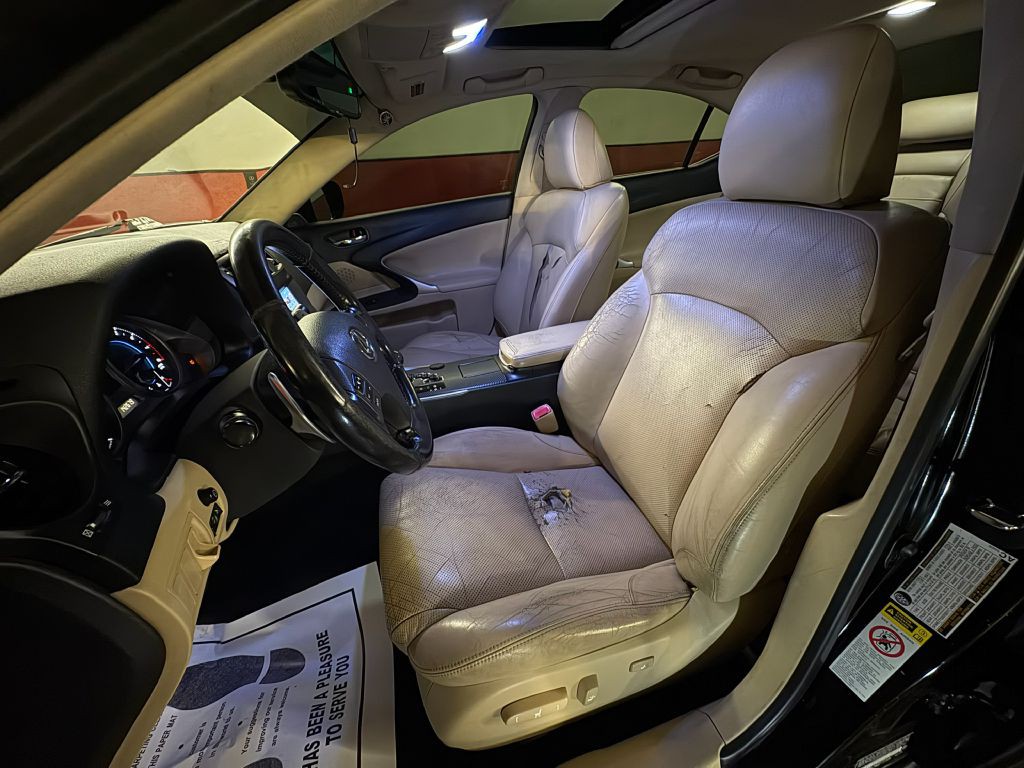 2008 Lexus IS Image 10