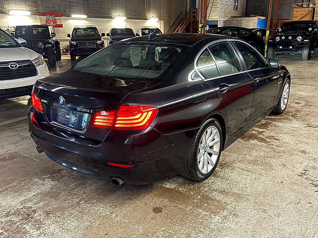 2014 BMW 5 Series Image 7