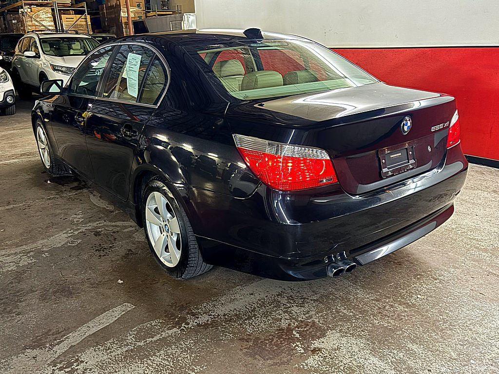 2007 BMW 5 Series Image 5