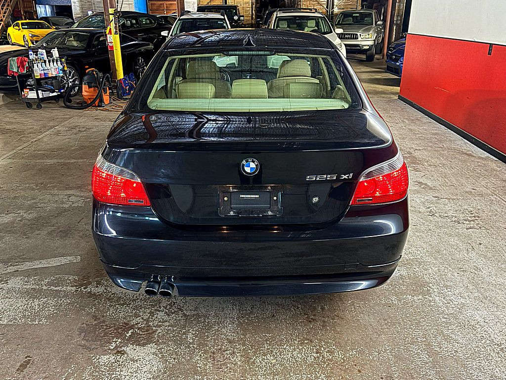 2007 BMW 5 Series Image 6