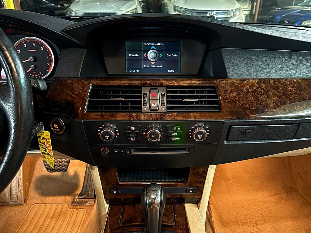 2007 BMW 5 Series Image 13